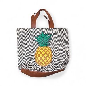 Chic Pineapple Tote Bag in Black and White